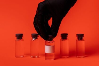 Mélanome : le vaccin ARN de Moderna et Merck réussit sa phase 3