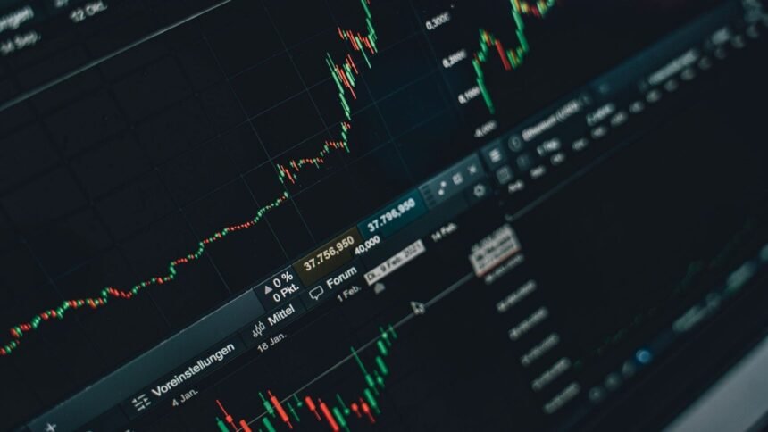 Nasdaq : record historique porté par les valeurs de l'ia, cac 40 en retrait Nasdaq : record historique porté par les valeurs de l’IA, CAC 40 en retrait