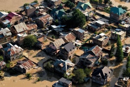 Népal : une centaine d&rsquo;ouvriers piégés dans un tunnel, bilan à 472 morts