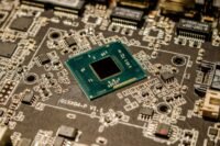 Nvidia : 96,2 milliards de revenus au 2e trimestre, l'action recule quand même Nvidia : 96,2 milliards de revenus au 2e trimestre, l'action recule quand même