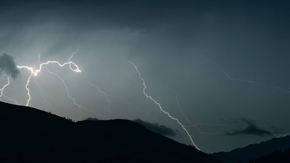 Orages : vigilance jaune dans les Hautes-Pyrénées, les Pyrénées-Atlantiques et les Landes