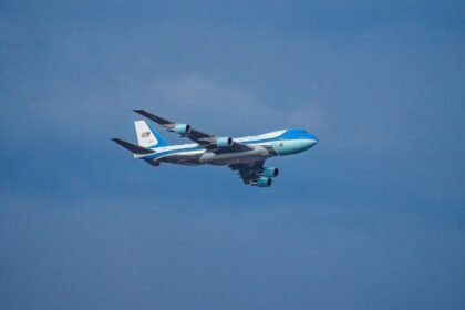Otan : donald trump aurait changé d'avion en secret face à des menaces iraniennes OTAN : Donald Trump aurait changé d’avion en secret face à des menaces iraniennes