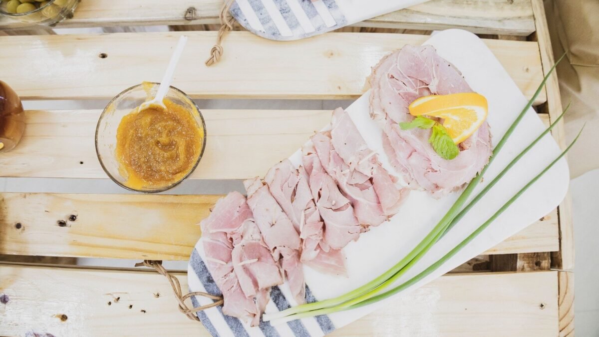 Rappel massif de jambon, mousse de canard et pâté pour risque bactérien