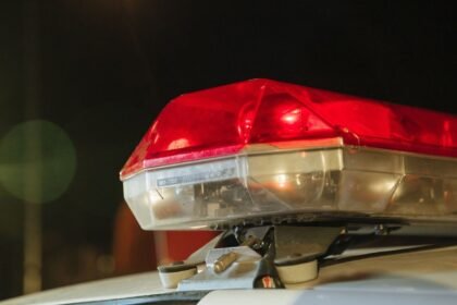 Suisse : une rave party à aarau tourne au drame, un mort et cinq blessés Suisse : une rave party à Aarau tourne au drame, un mort et cinq blessés