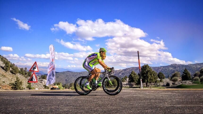 Tour de France Femmes : Kim Le Court s&rsquo;impose sur la 6e étape, Reusser en jaune