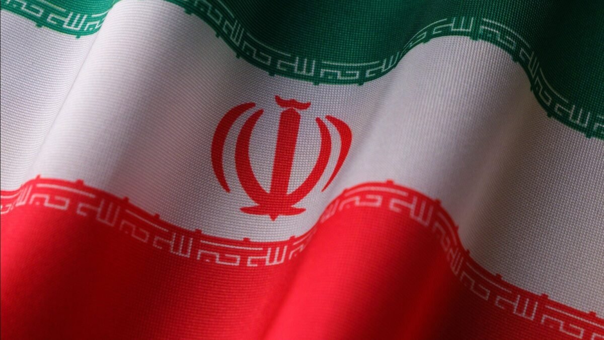 Trump annonce une guerre économique inédite contre l’Iran et ses soutiens