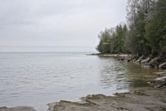 Trump renomme le lac Ontario en « Lake America », Doug Ford réplique