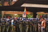 Ultragauche : huit jeunes mis en examen à paris pour préparation d'actes violents Ultragauche : huit jeunes mis en examen à Paris pour préparation d'actes violents