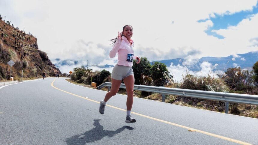 Utmb : blandine l’hirondel signe la première victoire française depuis 2021 UTMB : Blandine L’Hirondel signe la première victoire française depuis 2021