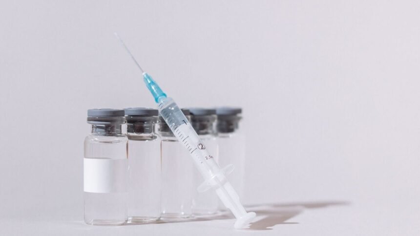 Premier vaccin grippe arnm : la fda approuve mflusiva de moderna Premier vaccin grippe ARNm : la FDA approuve mFLUSIVA de Moderna