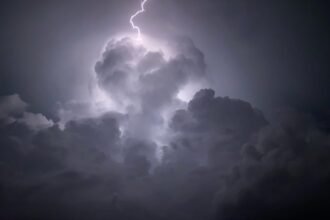 Météo-France place huit départements de l'Est en vigilance orange orages