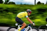 Tour de france femmes : vollering arrache le maillot jaune à nice Tour de France Femmes : Vollering arrache le maillot jaune à Nice