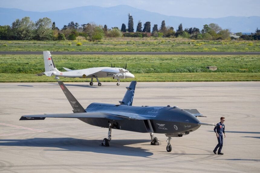 Guerre en ukraine : au moins 12 morts après une nuit de frappes croisées Guerre en Ukraine : au moins 12 morts après une nuit de frappes croisées