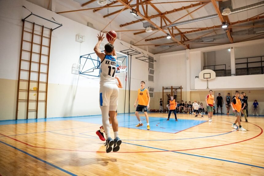 Basket : comment Victor Wembanyama bouleverse le quotidien des Bleus