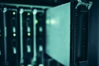 OVHcloud : le départ surprise de sa DAF fait chuter l'action de 8 %