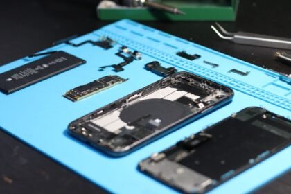 Fairphone 6+ : le smartphone à 649 € garanti 5 ans et réparable Fairphone 6+ : le smartphone à 649 € garanti 5 ans et réparable