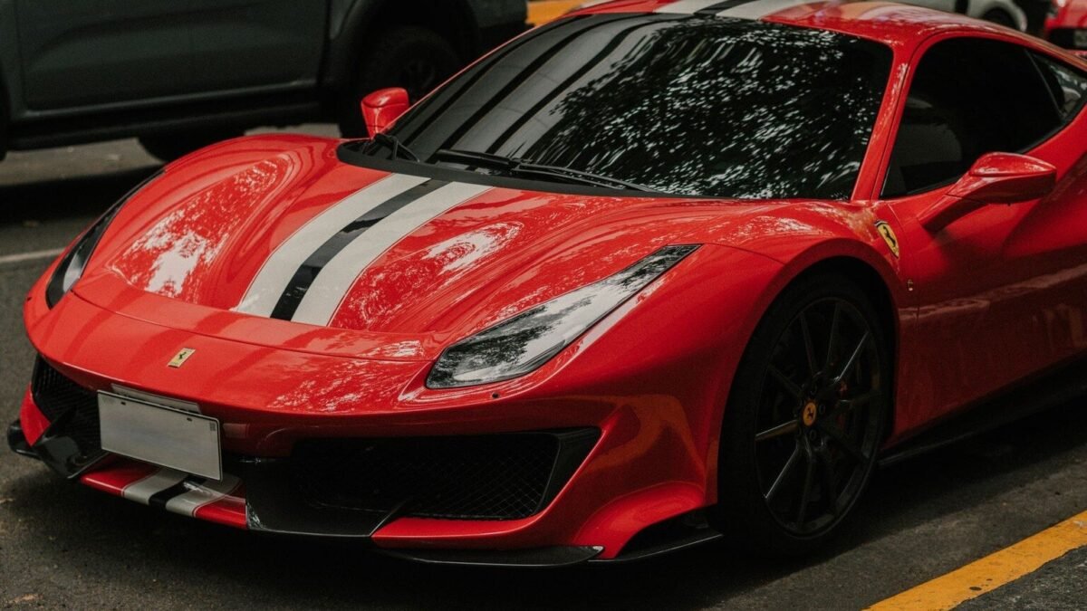Ferrari Luce : la première Ferrari électrique vendue 40 millions de dollars