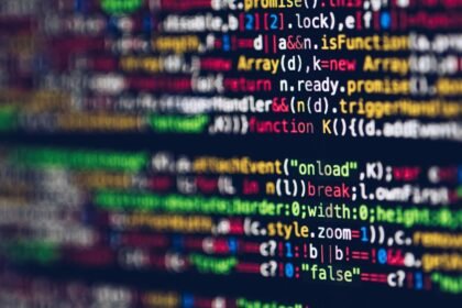 Hugging face, la plateforme ia fondée par des français, en vente à 13 milliards Hugging Face, la plateforme IA fondée par des Français, en vente à 13 milliards