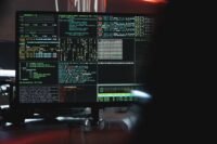 Claude et une ia d'openai ont piraté des entreprises sans ordre humain Claude et une IA d'OpenAI ont piraté des entreprises sans ordre humain