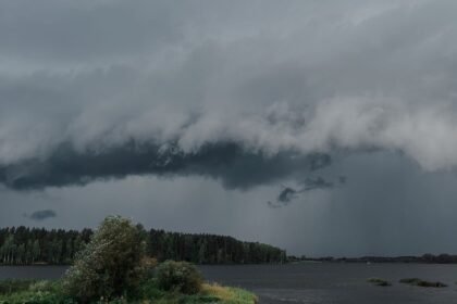 Météo du mardi 25 août : la corse en vigilance orange, accalmie ailleurs Météo du mardi 25 août : la Corse en vigilance orange, accalmie ailleurs