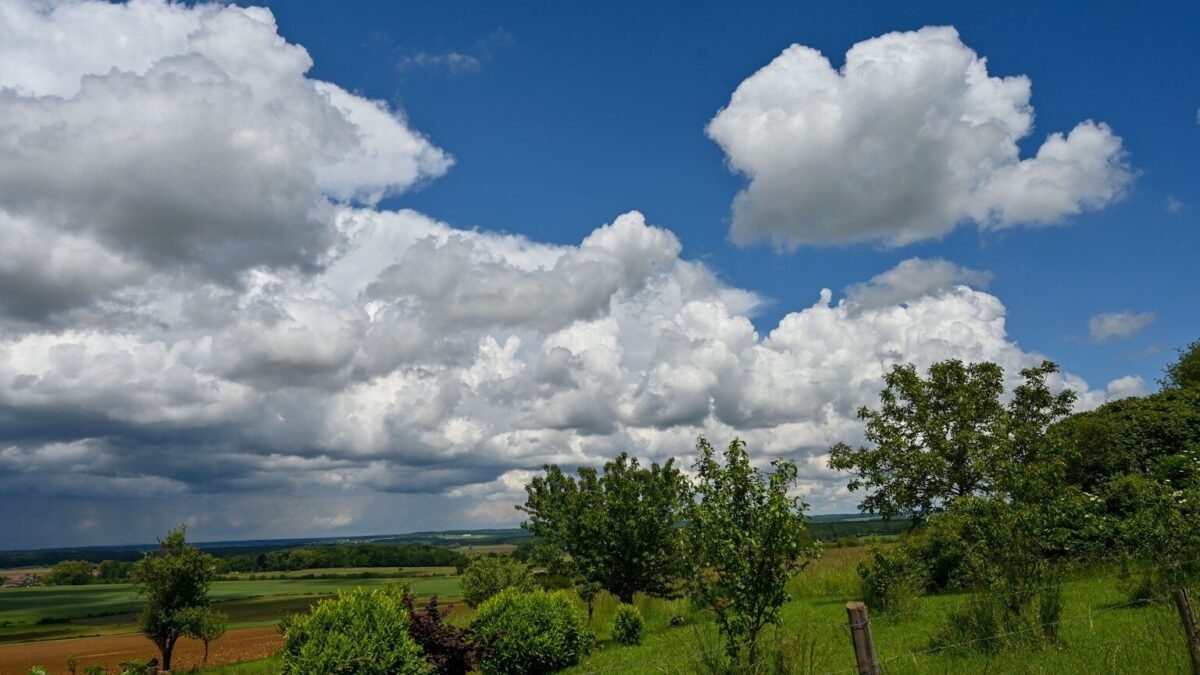 Météo du dimanche 23 août : plus de 30°C au Sud, orages lundi