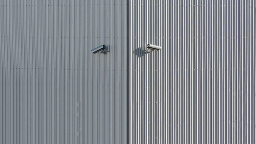 Ce motif imprimé rend une voiture invisible aux caméras de surveillance ia Ce motif imprimé rend une voiture invisible aux caméras de surveillance IA