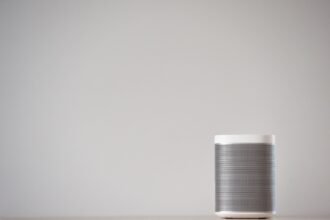 OpenAI prépare une enceinte IA en forme de donut, vendue 300 à 400 dollars