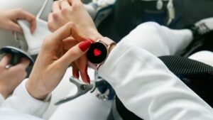 Pixel Watch 5 : l'IA Health Guardian surveille cœur et respiration