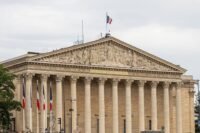 Présidentielle 2027 : Marine Le Pen toujours en tête, Mélenchon recule