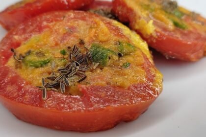 Préparez des tomates farcies traditionnelles en 45 minutes
