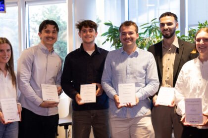 Prix Patrick Bourrat 2026 : TF1 récompense 6 jeunes journalistes et leur offre un CDD