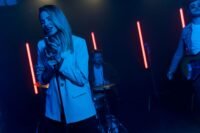Adéla sort son premier album PRIMA et entre au Billboard Hot 100