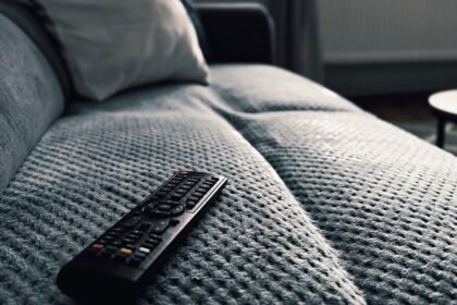 Audiences TV lundi 7 septembre : La Cible domine face à L'Amour est dans le pré
