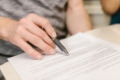Bail : dépôt de garantie impayé, résiliation en 6 semaines dès octobre Bail : dépôt de garantie impayé, résiliation en 6 semaines dès octobre