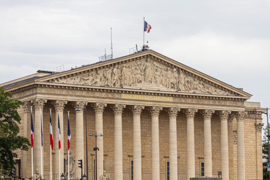 Budget 2027 : Lecornu confirme la baisse de la surtaxe sur les entreprises