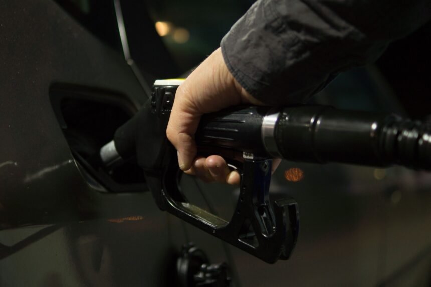 Carburant : le gazole à 2,29 €, le gouvernement convoque les distributeurs
