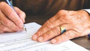 Directives anticipées : valables sans limite de durée, et opposables au médecin actualité en direct