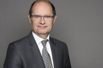 Justice en France filme une audience correctionnelle à Poitiers sur France 2