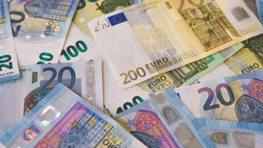 La france emprunte à 4,23 % sur dix ans, un record depuis la crise géopolitique taux emprunt France