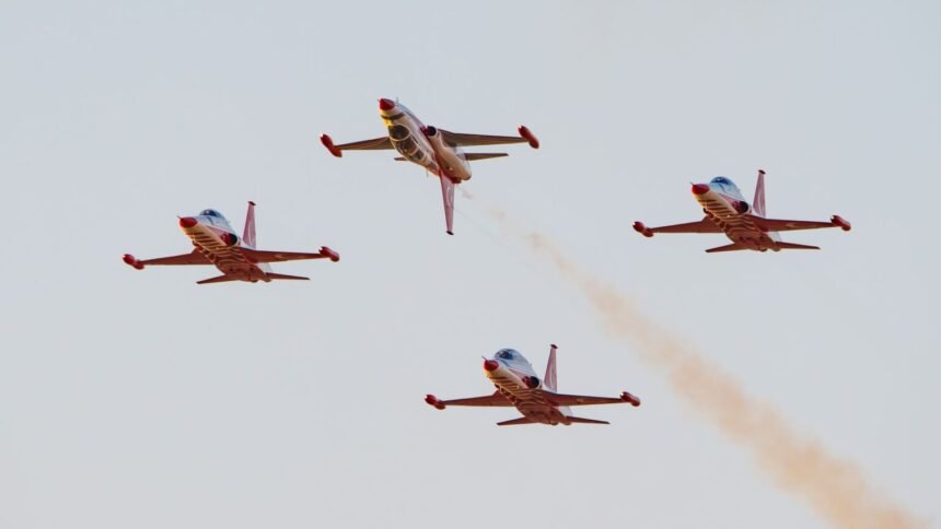 Grèce : deux pilotes tués dans le crash d’un f-4 phantom lors d’un meeting aérien crash F-4 Phantom meeting aerien