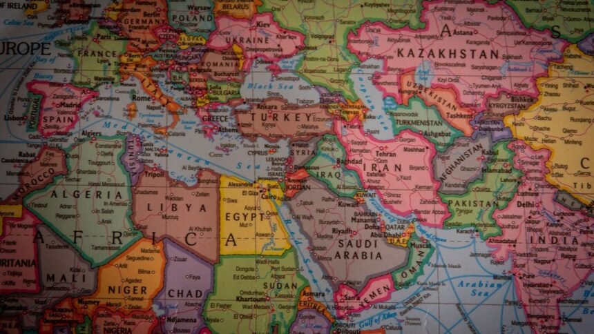La France abandonne la carte de Mercator pour l'Equal Earth de l'ONU