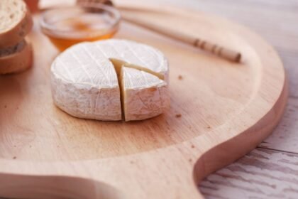 Listeria : plusieurs lots de brie et camembert rappelés en France