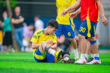 Om : nnadi refuse l'opération du genou pour revenir plus vite OM : Nnadi refuse l'opération du genou pour revenir plus vite