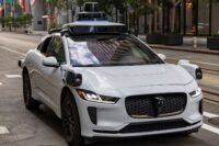 Tesla : la france autorise des essais de conduite autonome sur route Tesla : la France autorise des essais de conduite autonome sur route