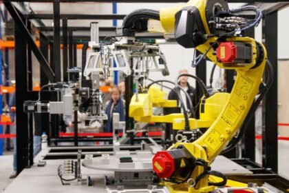 Volkswagen va supprimer 100 000 emplois d'ici 2030, une restructuration historique