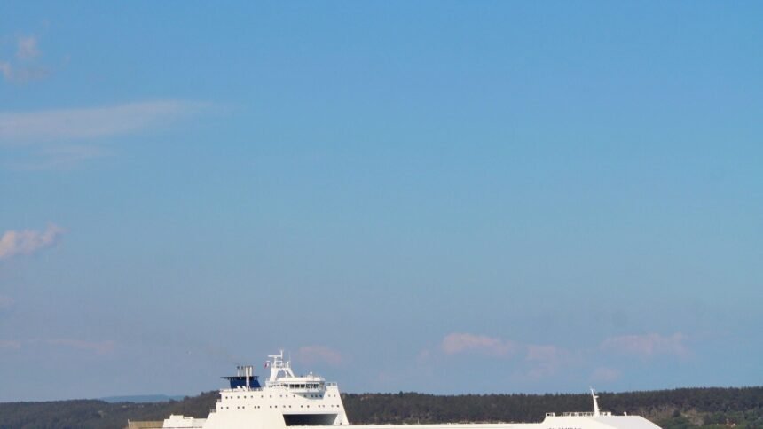 Naufrage d’un ferry au large de chypre du nord : 7 morts et 23 disparus Naufrage d’un ferry au large de Chypre du Nord : 7 morts et 23 disparus