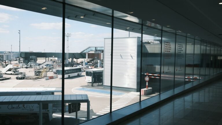 Grève easyjet : préavis des pilotes reporté aux 24 et 25 septembre, vols assurés harrison, ford, invité, exceptionnel, laurent