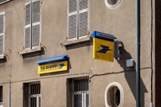 La Poste : 441 bureaux menacés d'ici fin 2027, la direction nuance le plan