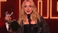 Madonna aux vma 2026 : comment refaire ses ondulations blondes TikTok cache un jeu secret dans vos messages privés, Actus