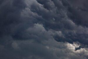 Météo du mardi 8 septembre : pluie et orages arrivent, fin de la canicule dans le sud Météo du mardi 8 septembre : pluie et orages arrivent, fin de la canicule dans le sud